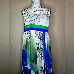 Lucy Summer Dress size medium